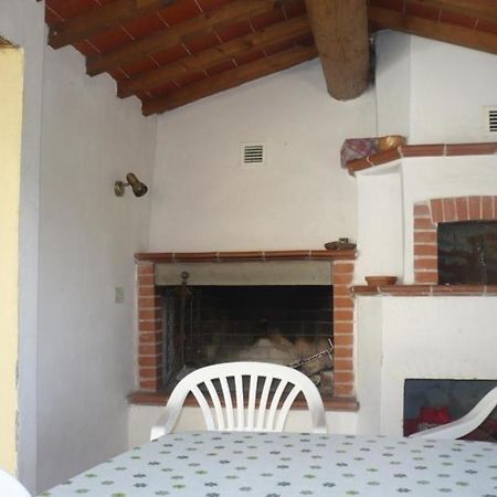 Charmantes Ferienhaus In Piani Della Rugginosa Mit Grossem Garten Reggello Esterno foto