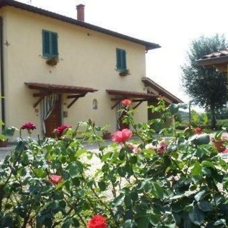 Charmantes Ferienhaus In Piani Della Rugginosa Mit Grossem Garten Reggello Esterno foto