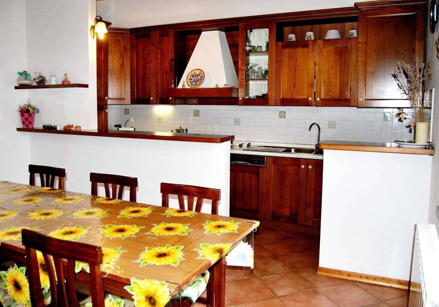 Charmantes Ferienhaus In Piani Della Rugginosa Mit Grossem Garten Reggello Esterno foto